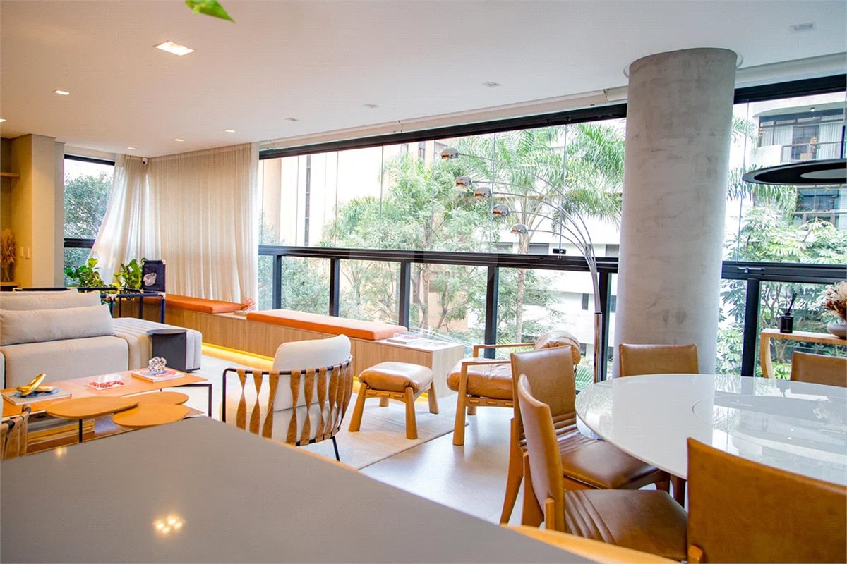 Jardim Paulista, com 174m², 3 suítes e 3 vagas de garagem