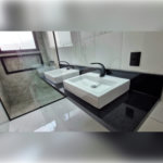 Casa à venda com 3 quartos, sendo 1 suíte, no condomínio Horto Florestal Villagio, Sorocaba - SP
