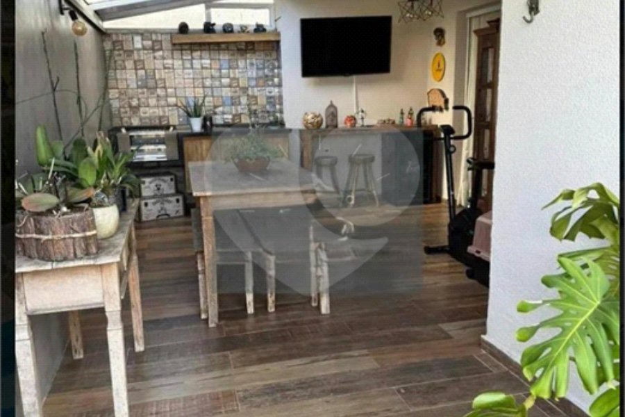 Cobertura à venda com 3 quartos, sendo 1 suíte,  em Morumbi, São Paulo, SP