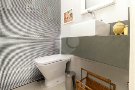 Apartamento à venda com 3 quartos, sendo 2 suítes,  em Pinheiros, São Paulo, SP