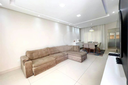 Sobrado à venda com 3 quartos, sendo 1 suíte,  em Residencial Jardim Nathália, Sorocaba, SP