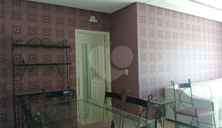 Apartamento à venda com 3 quartos, sendo 1 suíte,  em Jardim Brasil, São Roque, SP