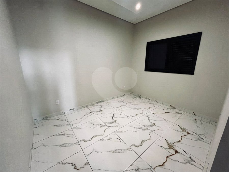 Casa à venda com 3 quartos, sendo 1 suíte, em Parque Itapê, Itapetininga, SP