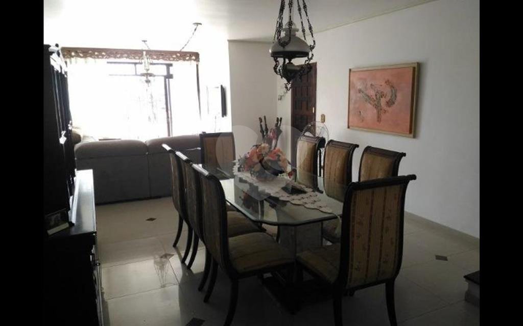 Sobrado à venda com 3 quartos em Jaguaré, São Paulo, SP