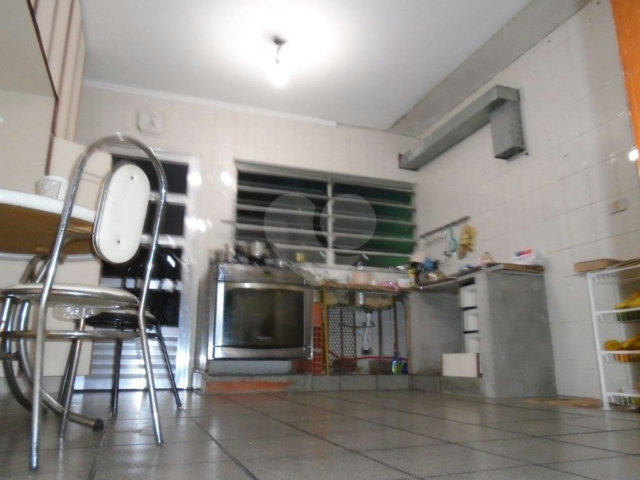 Sobrado à venda com 4 quartos, sendo 2 suítes,  em Santana, São Paulo, SP