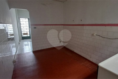 Casa à venda com 2 quartos em Vila Leão, Sorocaba, SP