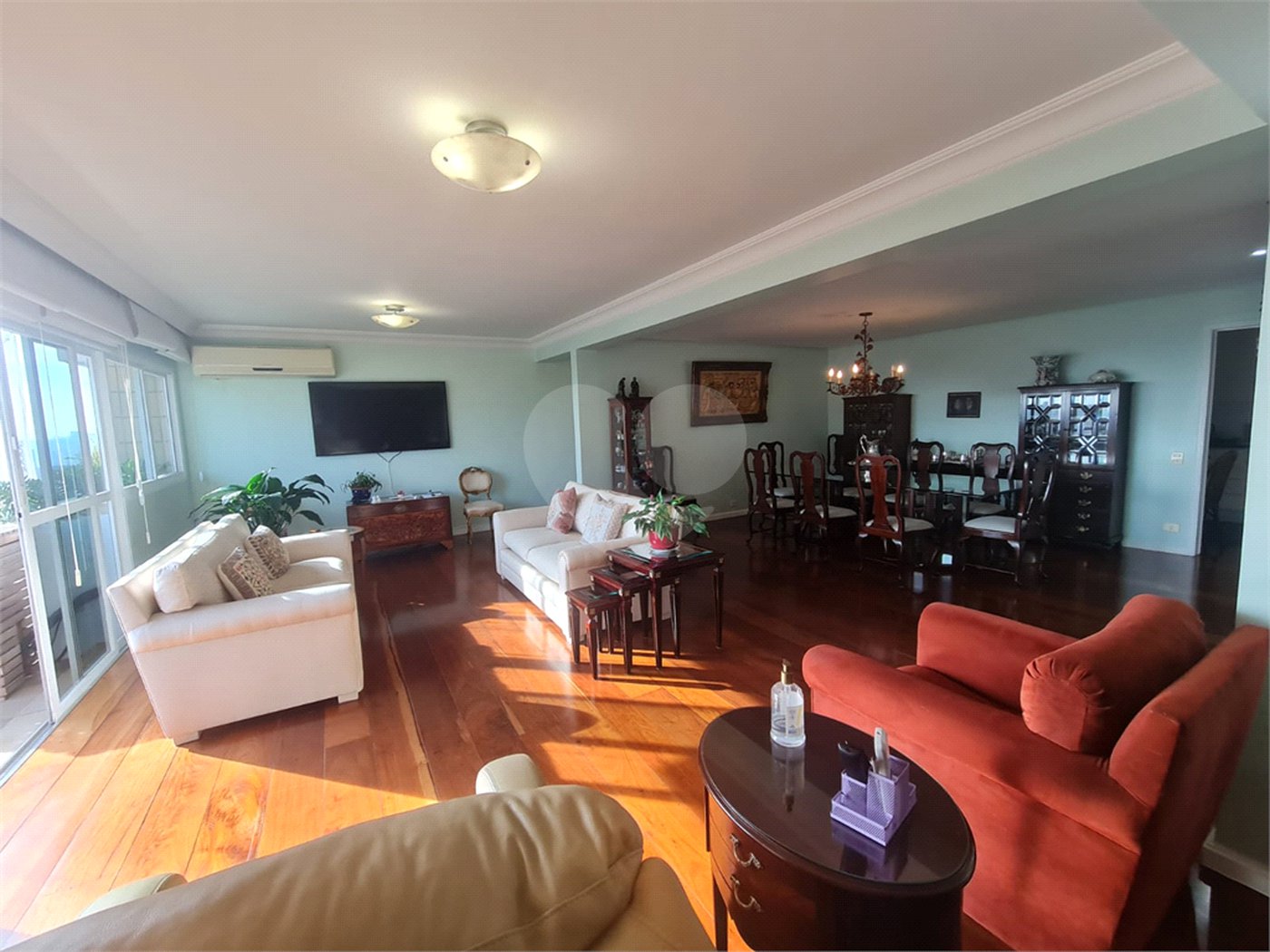 Apartamento à venda com 3 quartos, sendo 2 suítes, em Alto da Boa Vista, São Paulo, SP