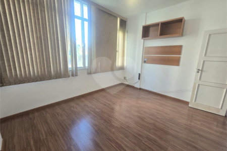 Apartamento à venda com 3 quartos, sendo 1 suíte,  em Tijuca, Rio de Janeiro, RJ