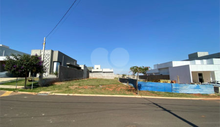 Terreno à venda em Residencial Volpi, Araraquara, SP