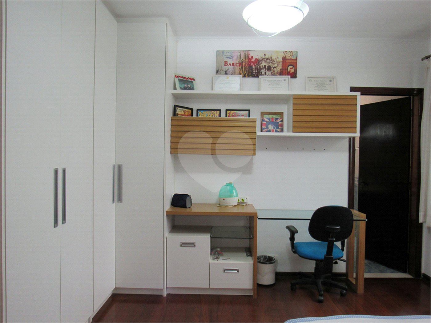 Sobrado à venda com 4 quartos, sendo 2 suítes, em Tremembé, São Paulo, SP