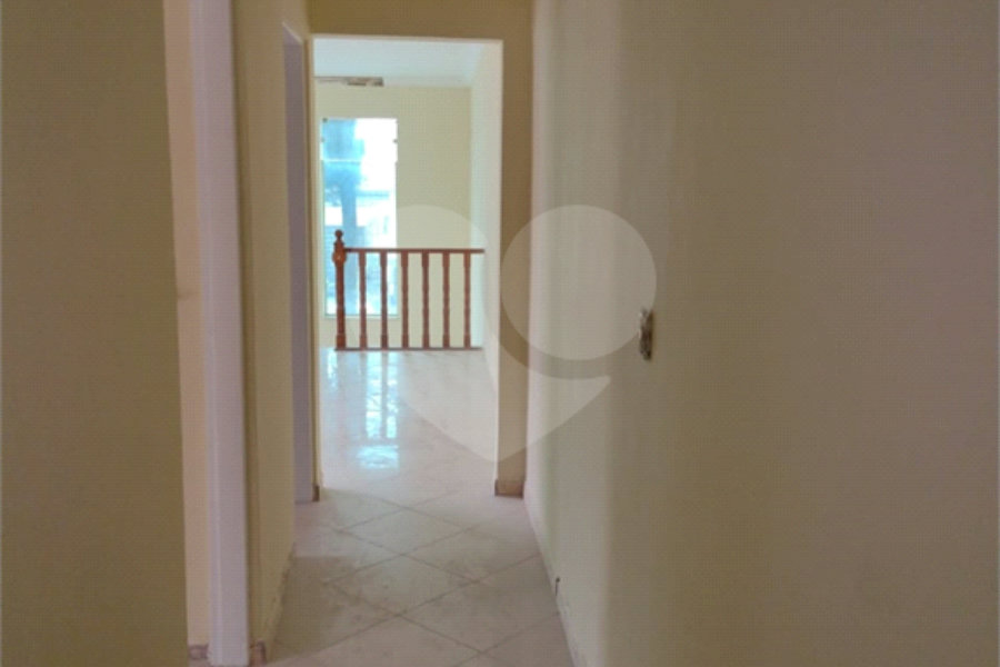 Sobrado à venda com 2 quartos em Santana, São Paulo, SP