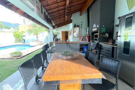 Casa à venda com 3 quartos, sendo 1 suíte, em Vila Esperia Ou Giglio, Atibaia, SP