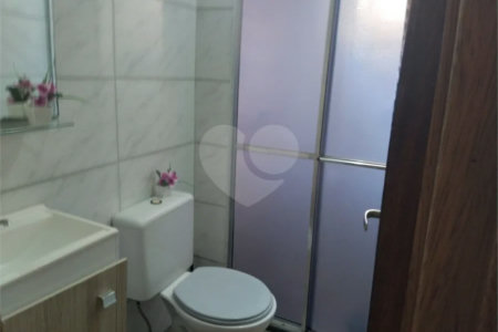 Apartamento à venda com 2 quartos em Jardim Ísis, Cotia, SP