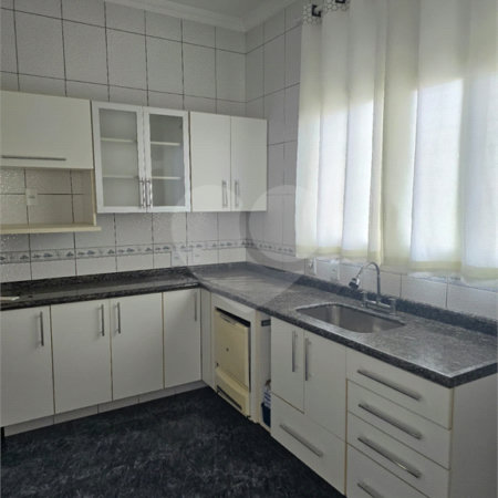 Casa à venda com 4 quartos, sendo 1 suíte, no condomínio Raizes, Paulínia - SP