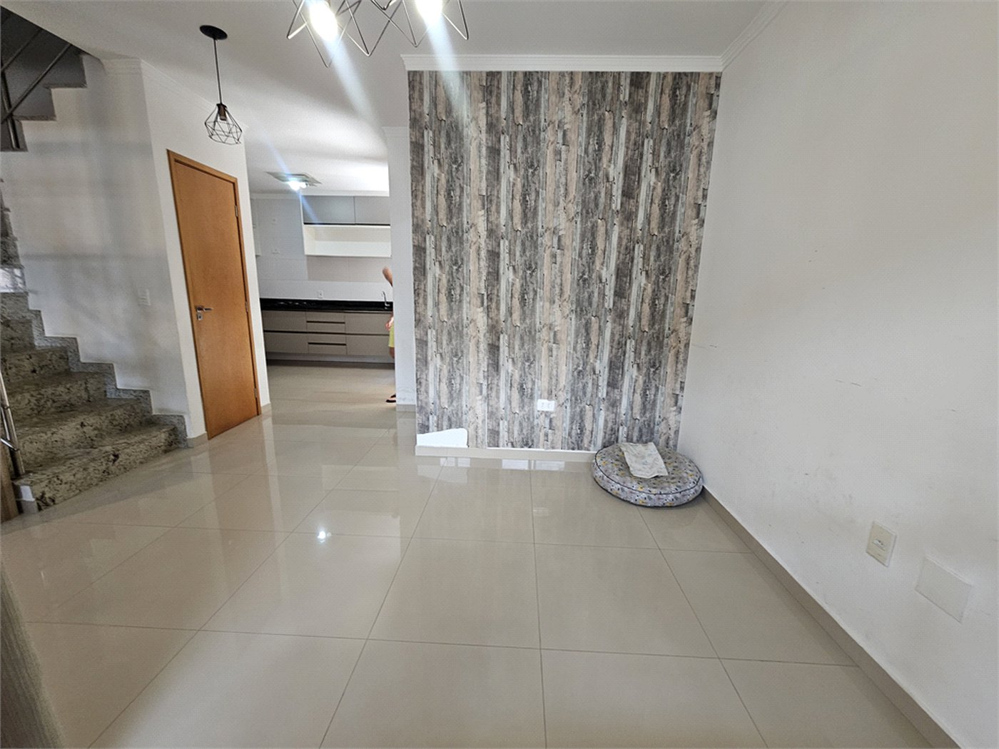 Sobrado à venda com 3 quartos, sendo 1 suíte,  em Vila Nivi, São Paulo, SP