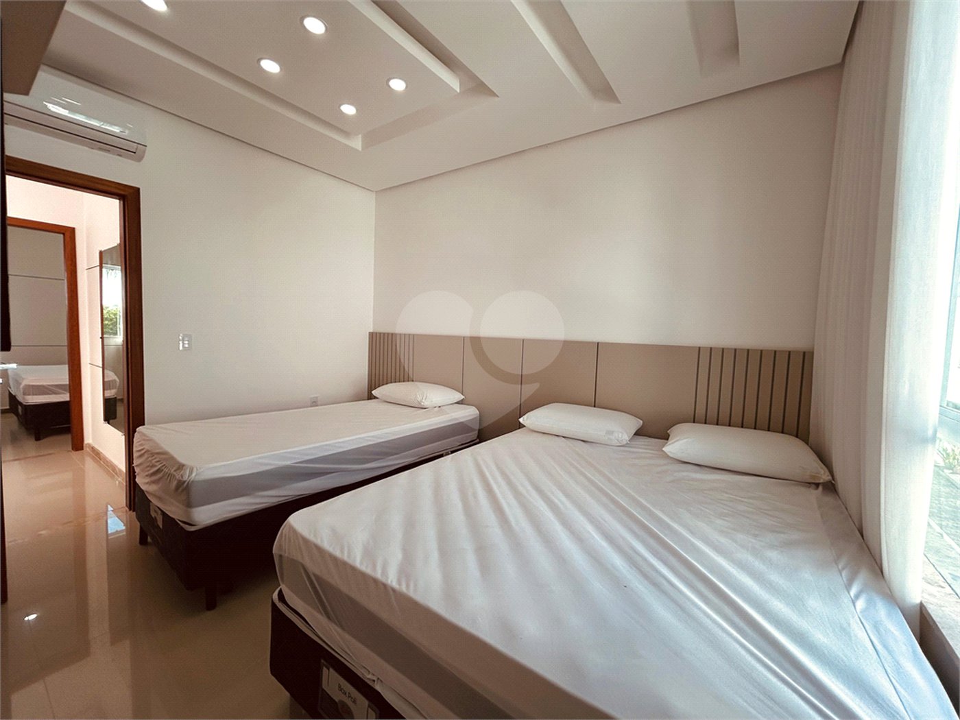 Apartamento à venda com 2 suítes, em Taperapuan, Porto Seguro, BA