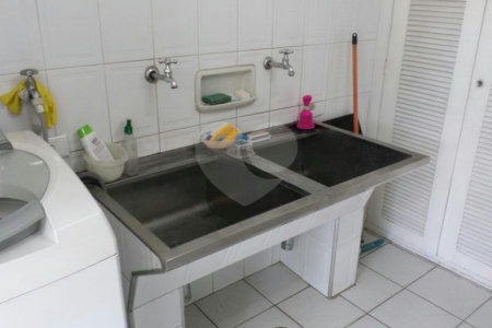 Casa para alugar com 4 quartos, sendo 3 suítes, em Planalto Paulista, São Paulo, SP