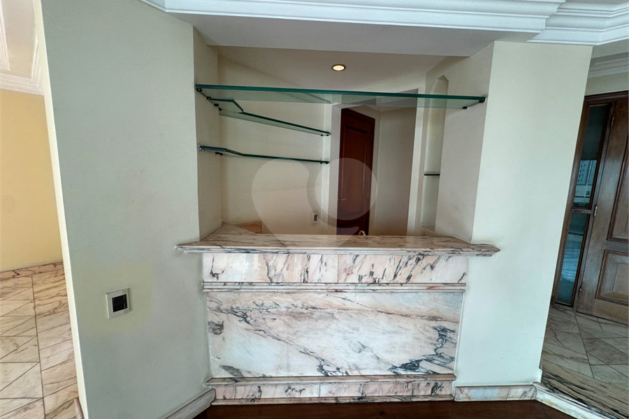 Apartamento à venda com 4 quartos, sendo 3 suítes, em Santana, São Paulo, SP