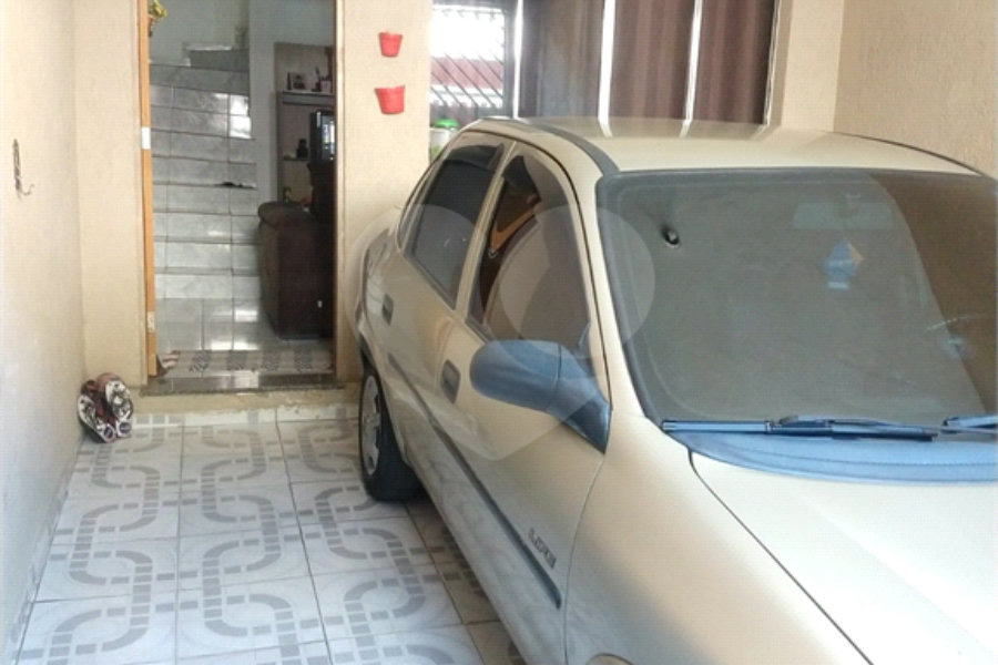 Sobrado à venda com 2 quartos em Tremembé, São Paulo, SP