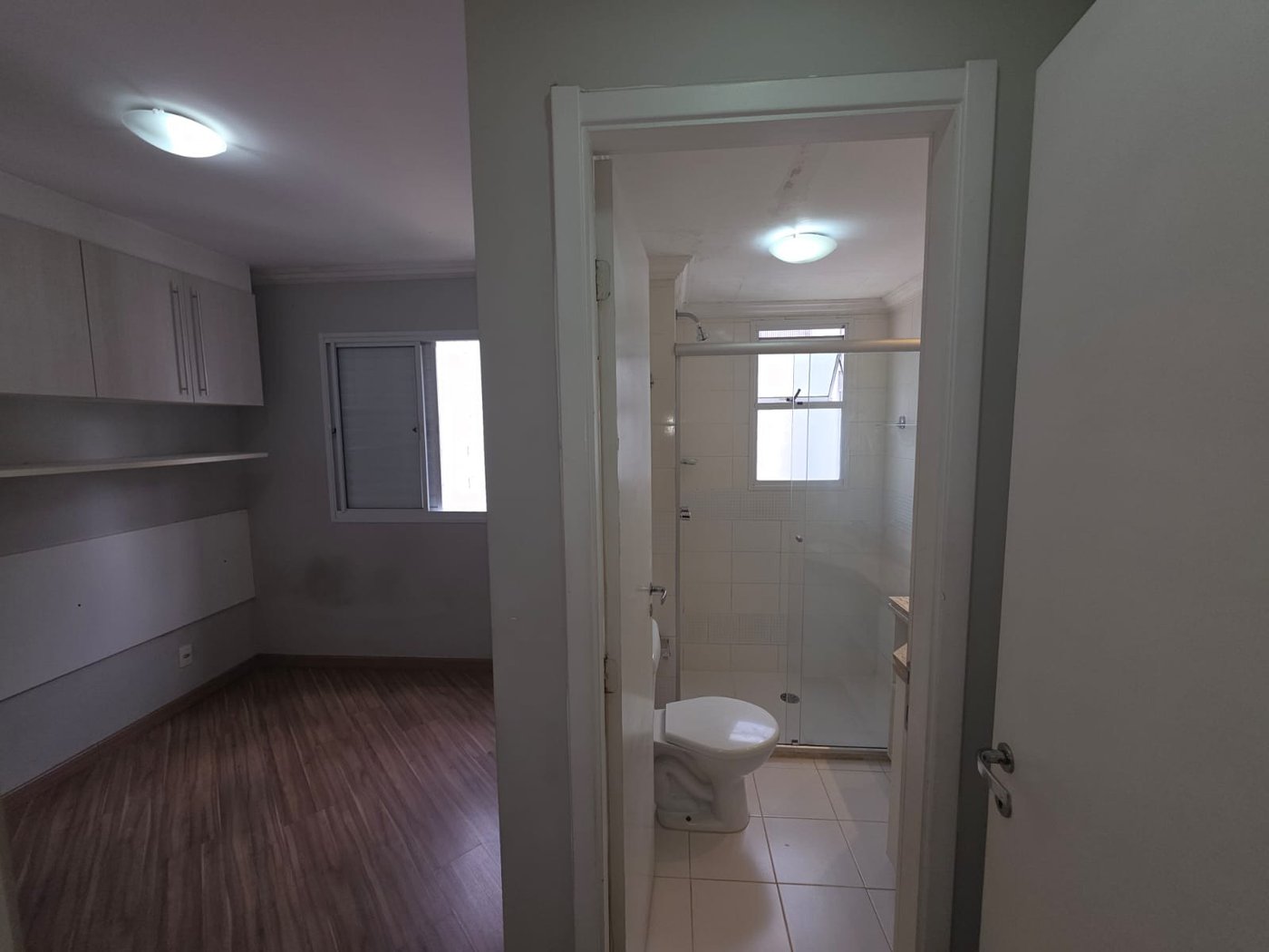Apartamento à venda com 3 quartos, sendo 1 suíte, em Vila Augusta, Guarulhos, SP