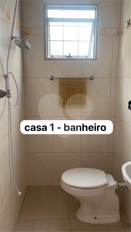 Casa à venda com 2 quartos em Vila Guedes, São Paulo, SP