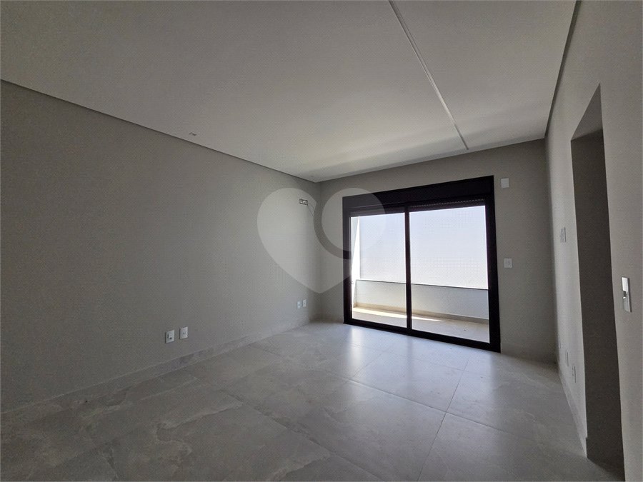 Casa à venda com 5 suítes no condomínio Fazenda Imperial, Sorocaba - SP
