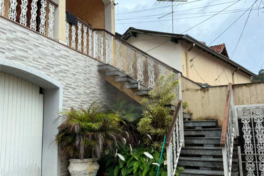 Sobrado à venda com 3 quartos, sendo 1 suíte, em Tremembé, São Paulo, SP