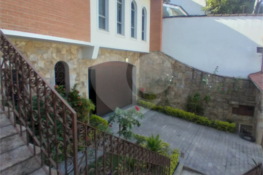 Sobrado à venda com 4 quartos, sendo 2 suítes, em Tremembé, São Paulo, SP