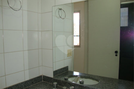 Apartamento à venda com 2 quartos, sendo 1 suíte, em Santa Teresinha, São Paulo, SP