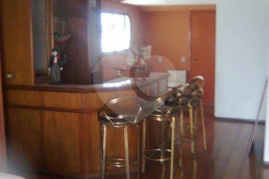 Apartamento à venda ou para alugar com 4 quartos, sendo 2 suítes,  em Horto Florestal, São Paulo, SP