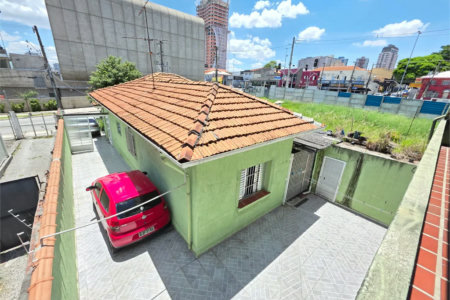 Casa à venda com 3 quartos, sendo 1 suíte, em Ferreira, São Paulo, SP