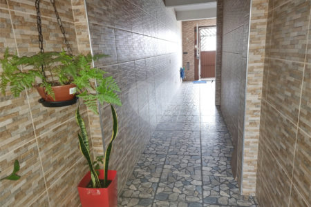 Sobrado à venda com 3 quartos, sendo 1 suíte,  em Jardim Campo Limpo, São Paulo, SP