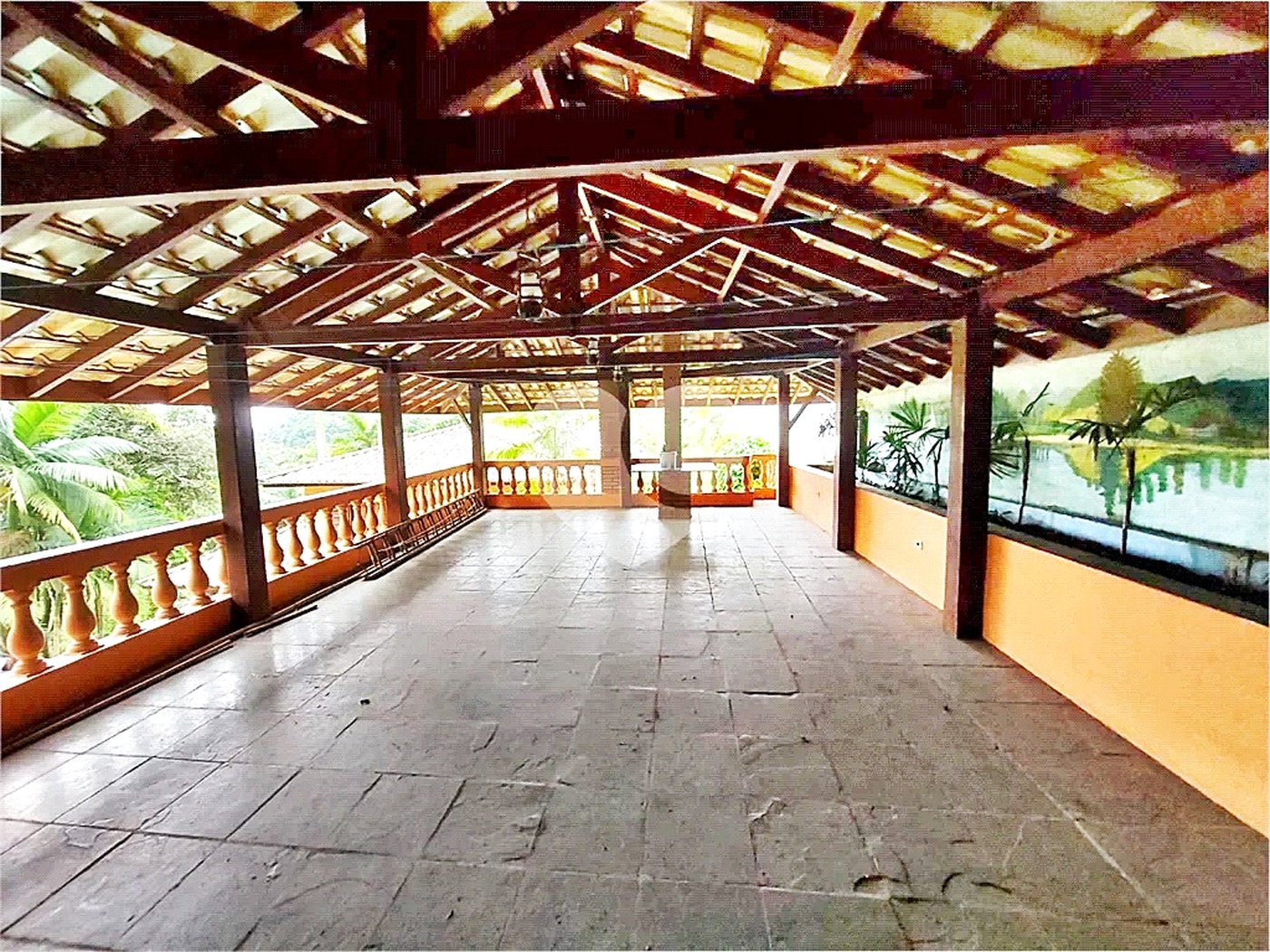 Casa à venda com 4 quartos, sendo 2 suítes, no condomínio Parque Imperial da Cantareira, Mairiporã - SP