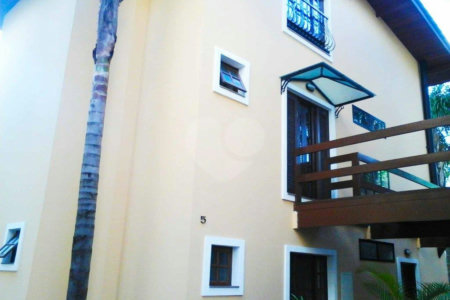 Casa para alugar com 4 quartos, sendo 2 suítes, no condomínio Palm Garden, São Paulo - SP