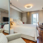Casa em condomínio, 4 suites, piscina privativa no Jd. Floresta - zona norte - SP.