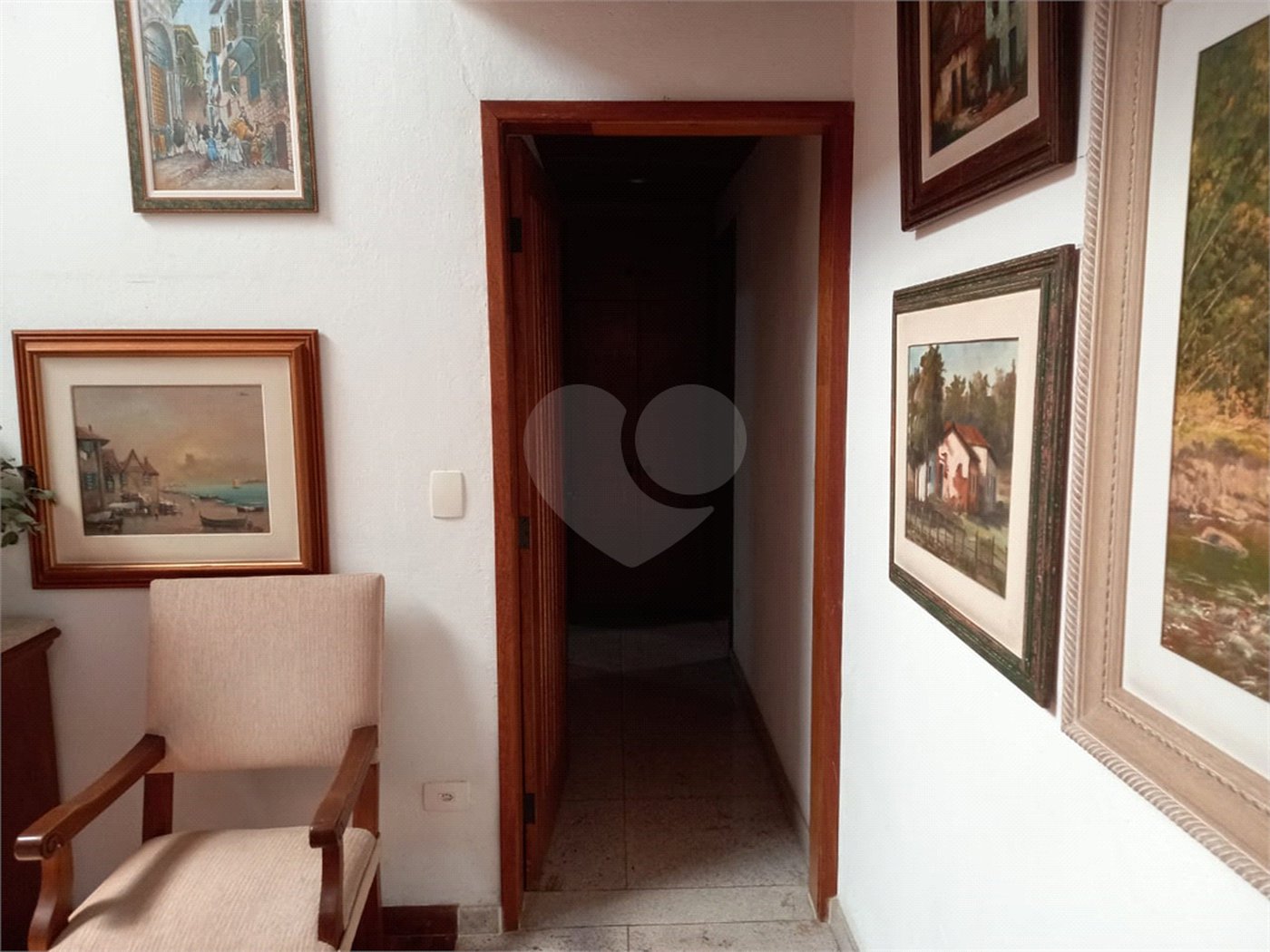 Casa à venda com 5 quartos, sendo 4 suítes, em Jardim São Bento, São Paulo, SP