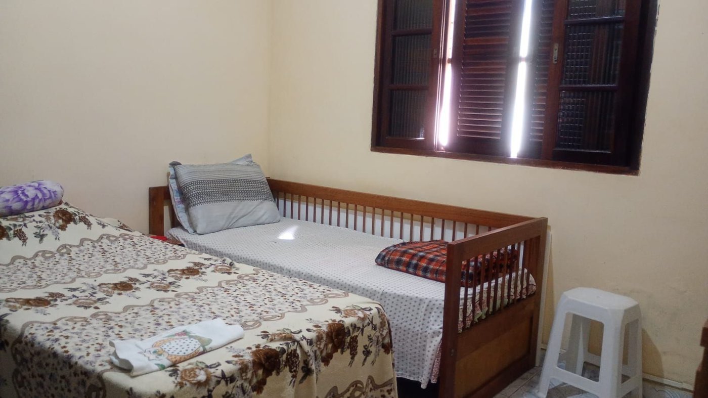 Casa com 3 dormitórios à venda, 140 m² por R$ 425.000,00 - Parque Bitaru - São Vicente/SP