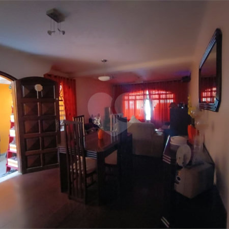 Sobrado à venda com 3 quartos, sendo 1 suíte, em Jaguaré, São Paulo, SP
