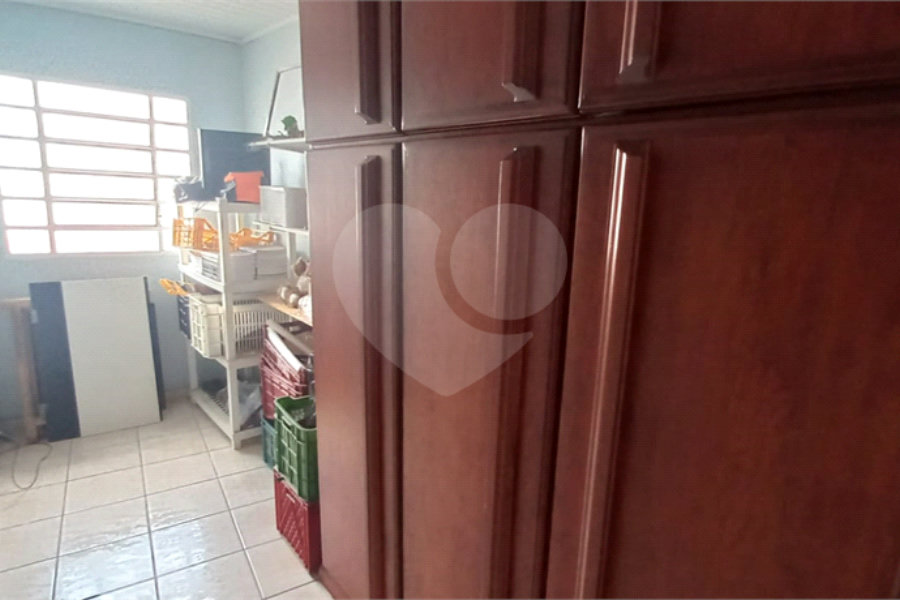 Sobrado à venda com 3 quartos, sendo 1 suíte, em Tremembé, São Paulo, SP