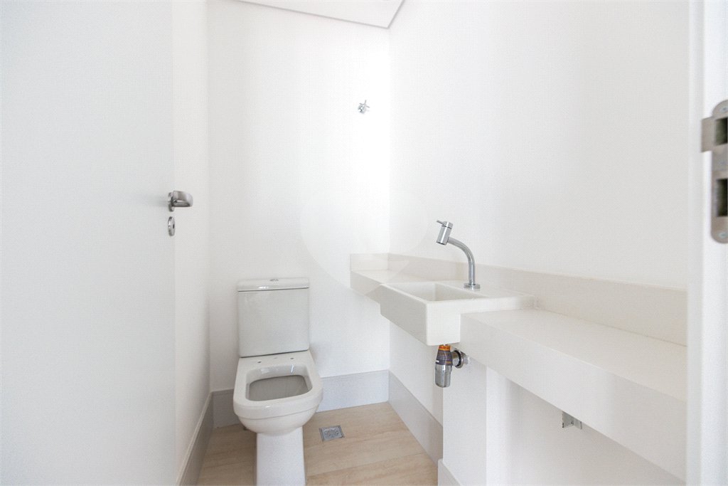 Apartamento à venda com 3 suítes em Brooklin Paulista, São Paulo, SP