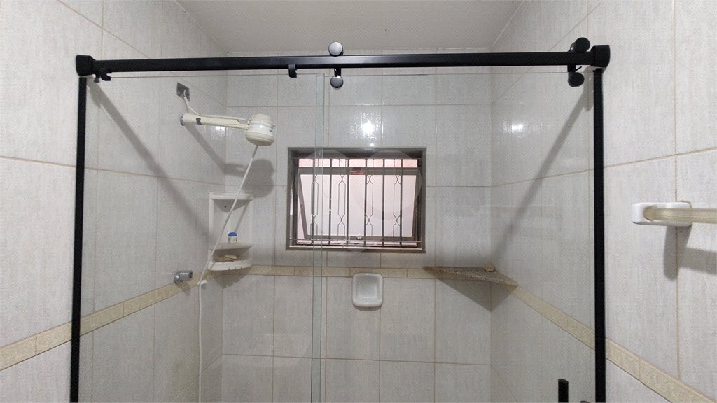 Casa à venda com 3 quartos, sendo 1 suíte, em Vila Santa Helena, Atibaia, SP