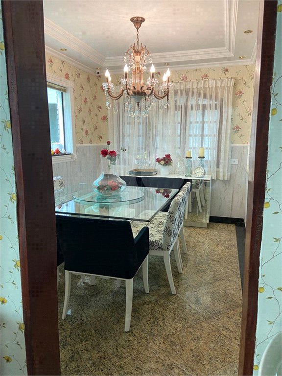 Sobrado à venda com 4 quartos, sendo 1 suíte, em Tremembé, São Paulo, SP