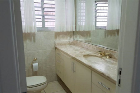Sobrado à venda com 3 quartos, sendo 1 suíte, em Vila Galvão, Guarulhos, SP