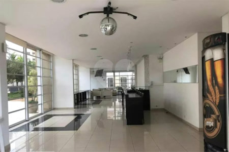 Apartamento à venda com 2 quartos, sendo 1 suíte,  em Água Branca, São Paulo, SP