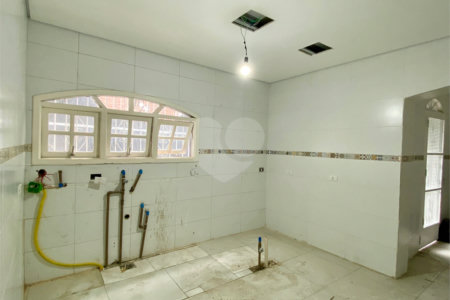 Casa à venda com 3 quartos, sendo 2 suítes, em Vila Progredior, São Paulo, SP