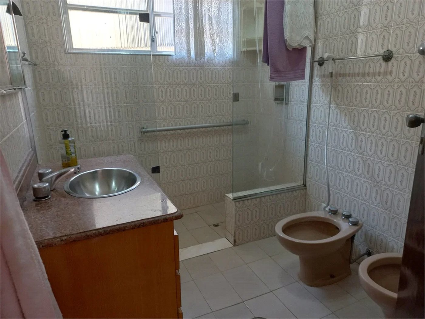 Casa à venda com 3 quartos, sendo 2 suítes, em Jaguaré, São Paulo, SP