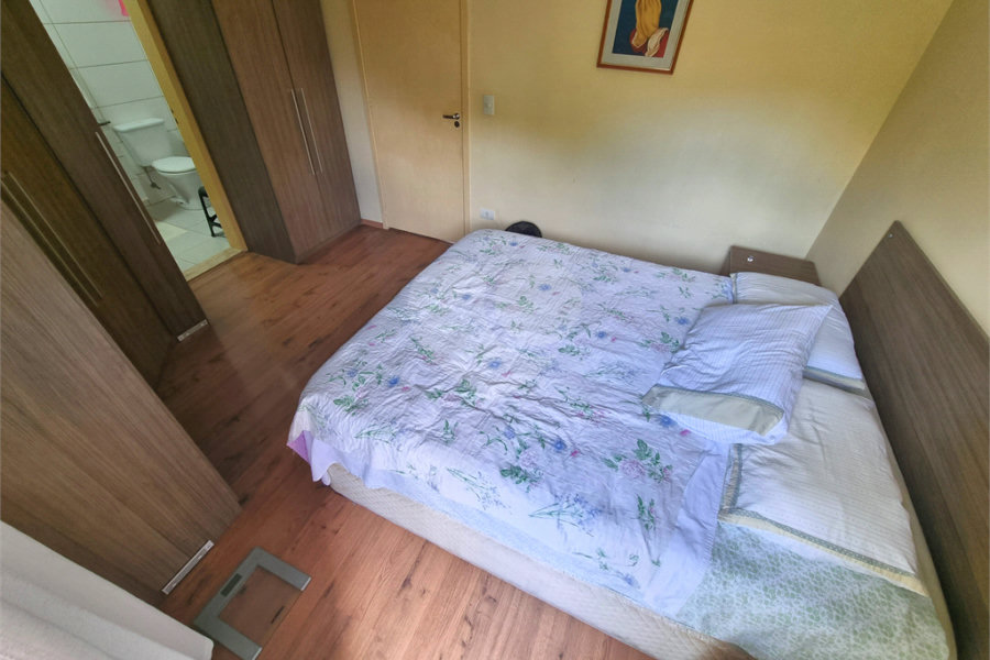 Casa à venda com 3 quartos, sendo 1 suíte, no condomínio Village St. Louis, São Paulo - SP