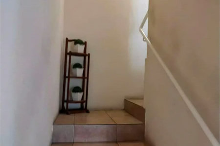Sobrado à venda com 3 quartos, sendo 1 suíte, em Jardim Ester, São Paulo, SP
