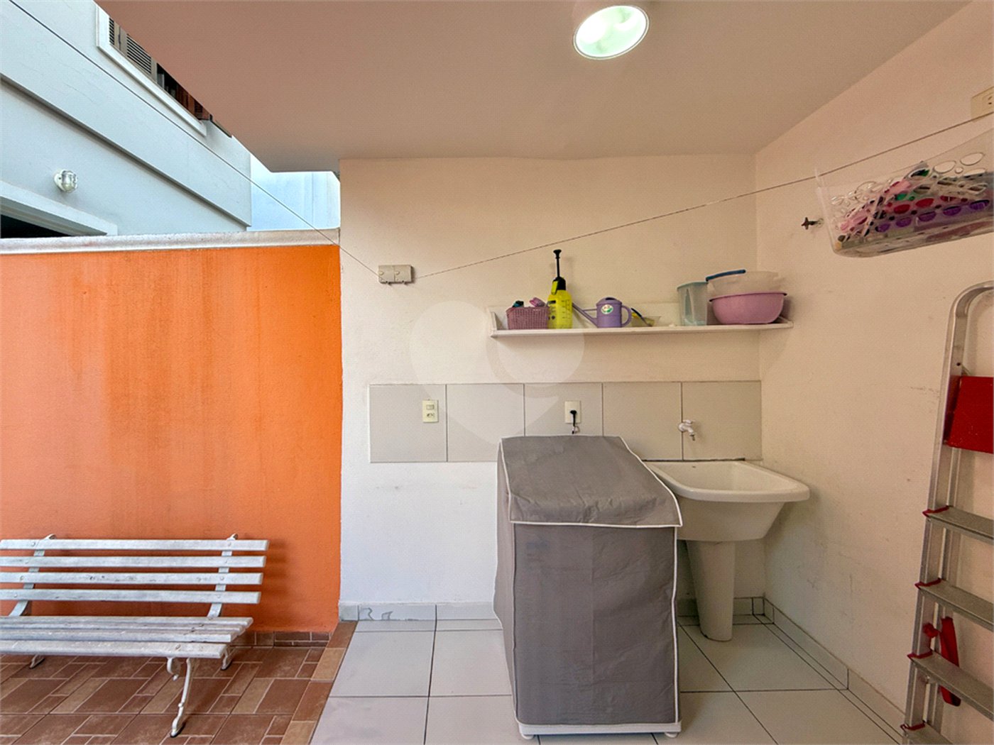 Sobrado à venda com 3 quartos, sendo 1 suíte, em Campo Grande, São Paulo, SP