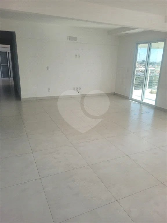 Apartamento à venda com 2 quartos, sendo 1 suíte, em Vila Teixeira, Salto, SP